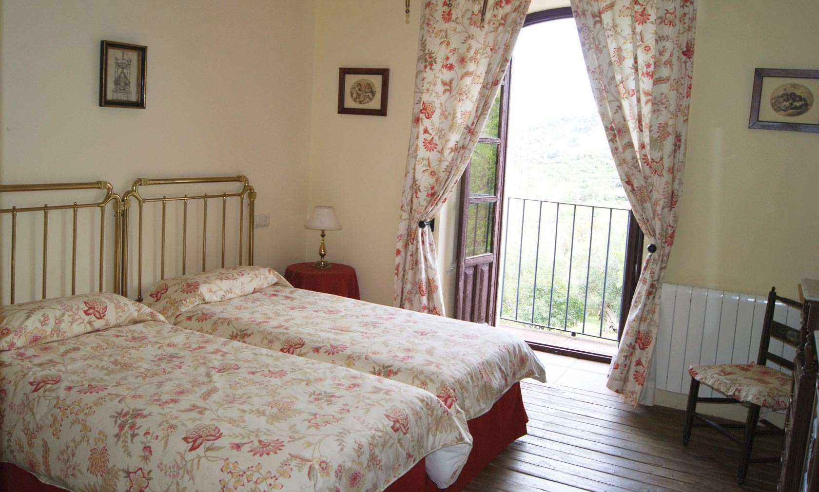 imgi_70_interior-casa-2 1