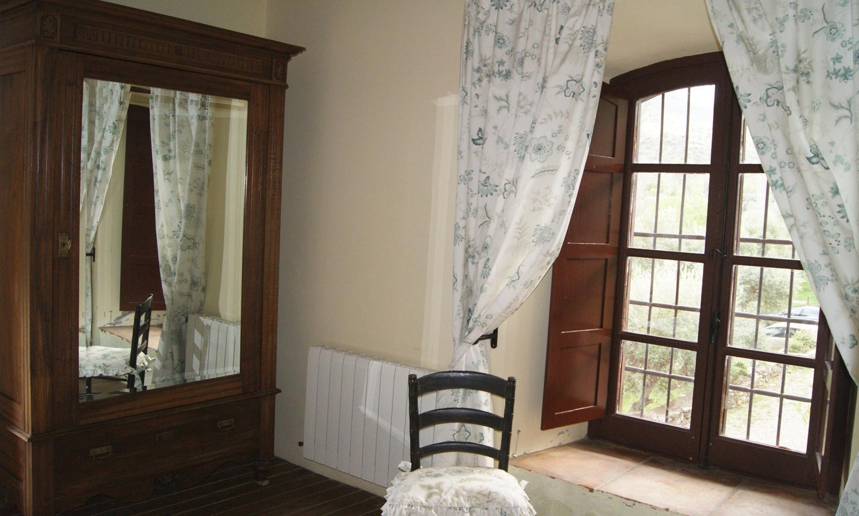 imgi_83_interior-casa-3 1